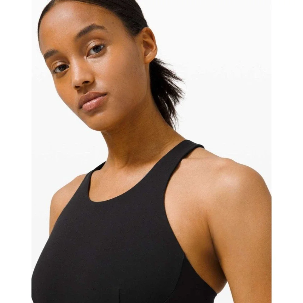 Lululemon‎ Black Wunder Train Long-Line Sports Bra Medium Support Sz 4 Gym